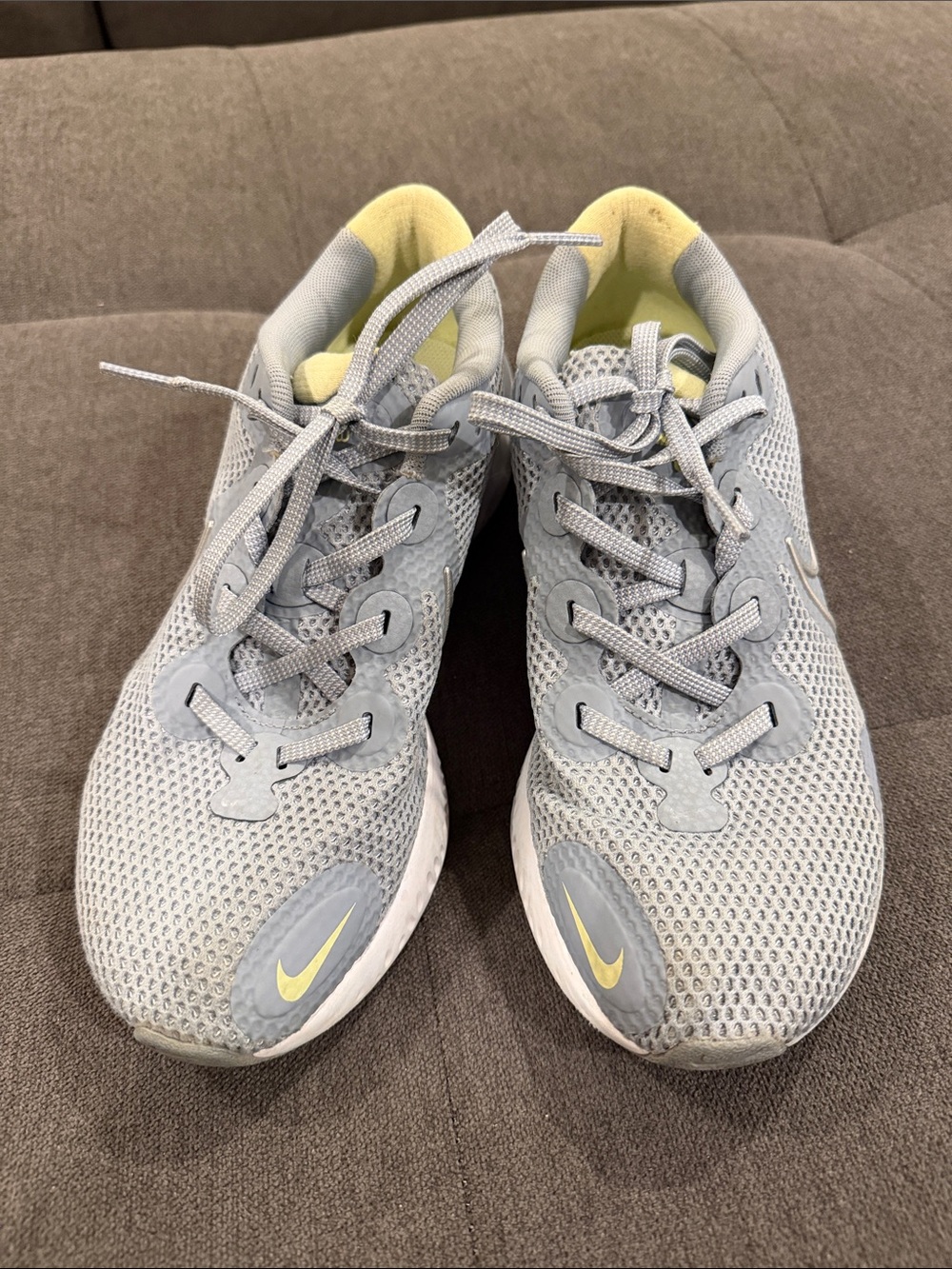 Nike Women's Light Gray and Yellow Mesh Running Shoes